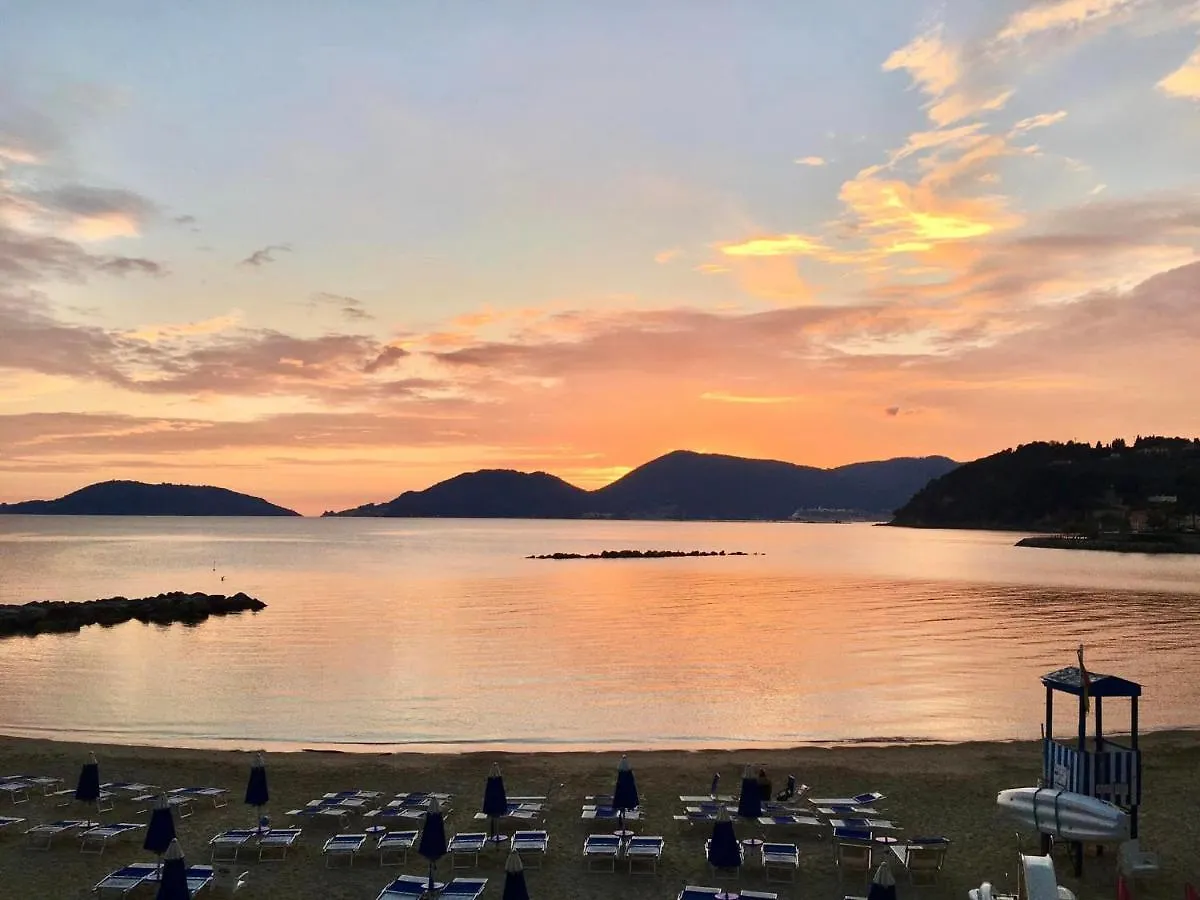 Holiday home Il Giardino Segreto Villa Lerici Italy